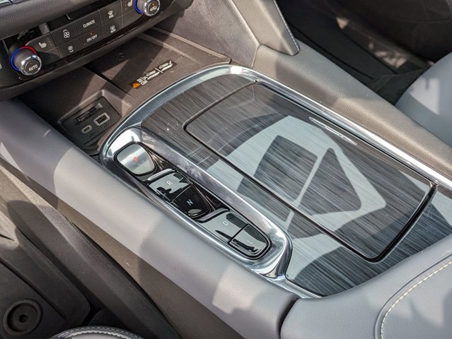 Used 2024 Buick Enclave Essence w/ Experience Buick Package image 27