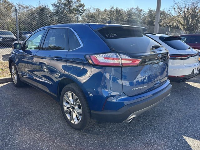 Certified 2023 Ford Edge Titanium image 2