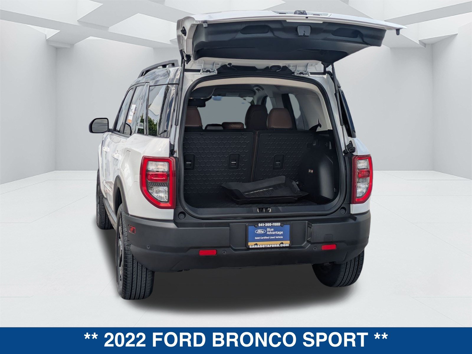 Certified 2022 Ford Bronco Sport Outer Banks w/ Tech Package AWD/4WD image 14