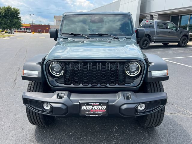 Used 2026 Jeep Wrangler Sport AWD/4WD image 2