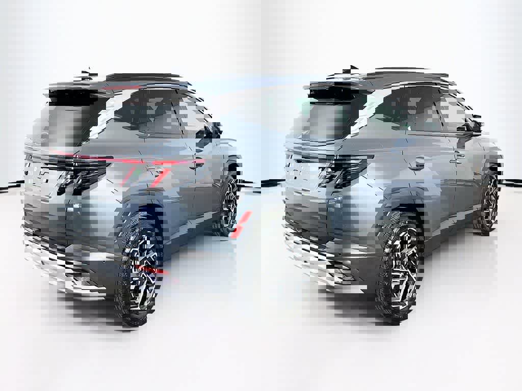 Used 2025 Hyundai Tucson Limited image 5