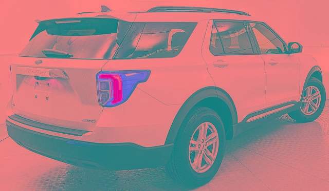 Certified 2023 Ford Explorer XLT AWD/4WD image 3