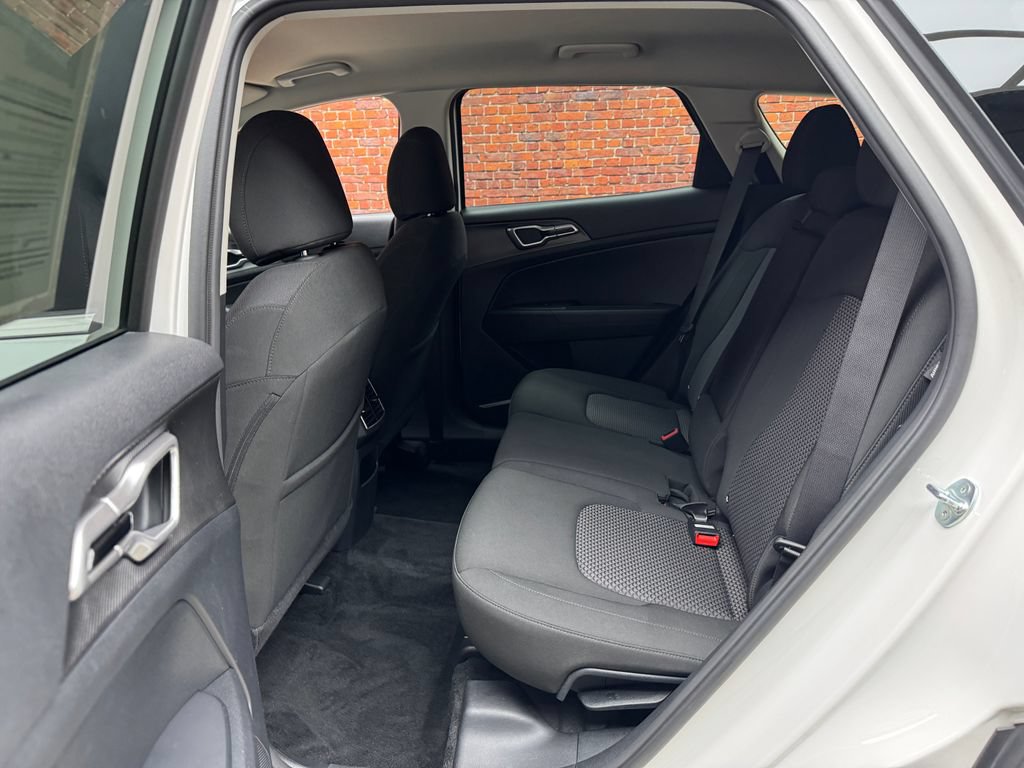 Used 2024 Kia Sportage LX AWD/4WD image 23