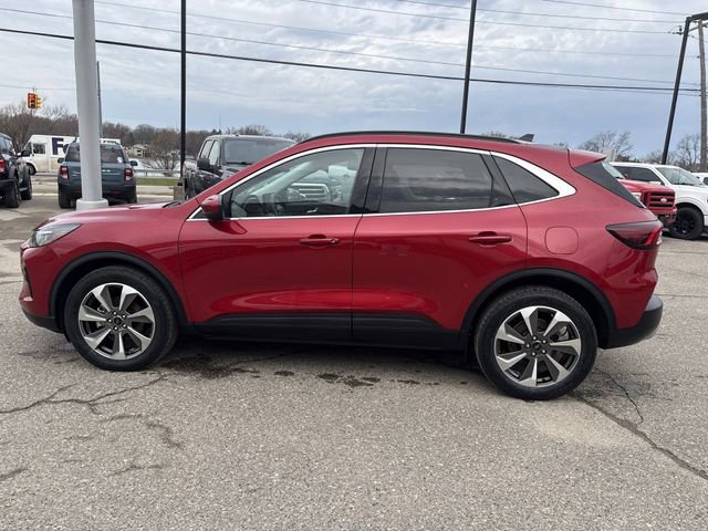 Certified 2023 Ford Escape Platinum w/ Premium Technology Package image 6