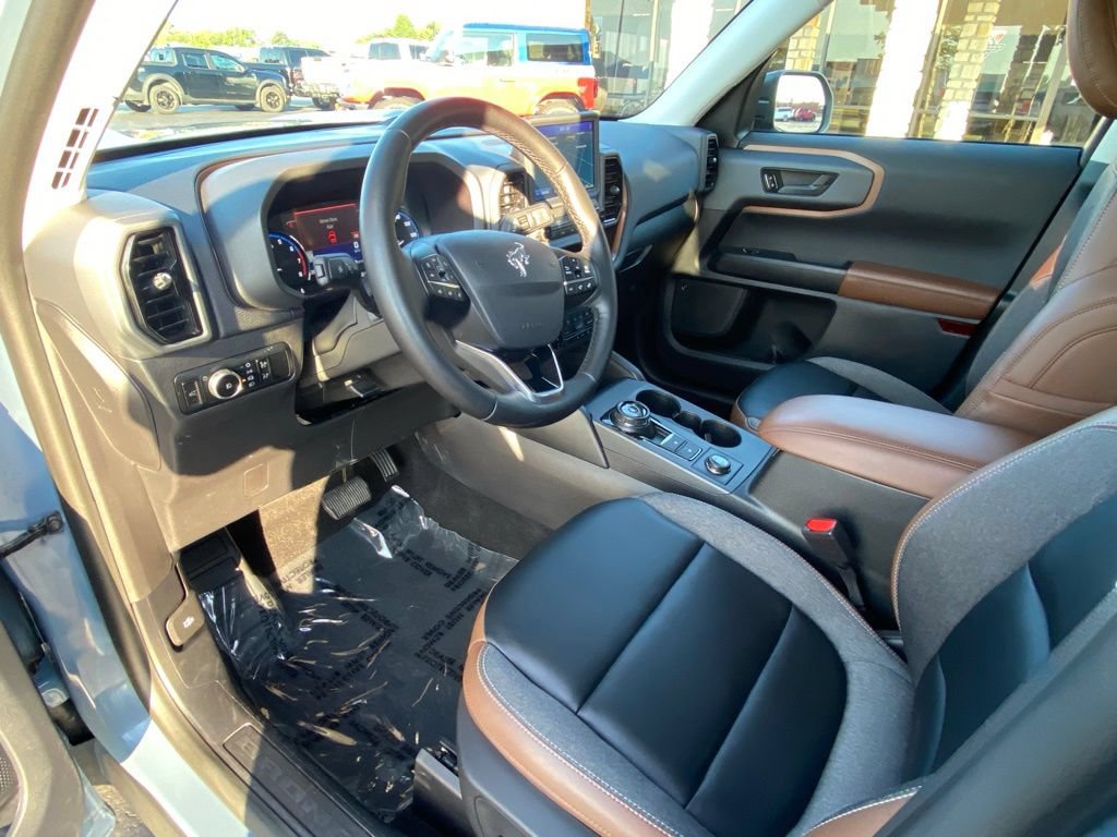 Certified 2024 Ford Bronco Sport Outer Banks w/ Tech Package AWD/4WD image 21