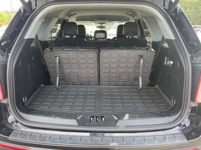 Certified 2023 Ford Explorer XLT w/ Equipment Group 202A image 8
