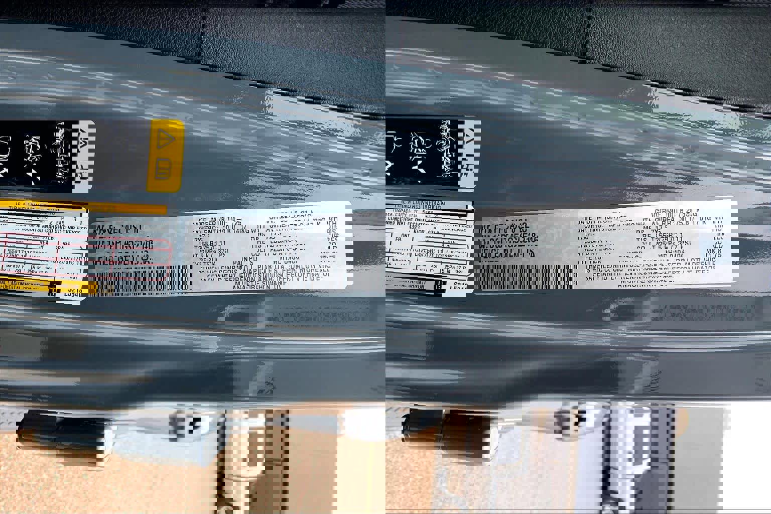 Used 2025 Jeep Gladiator Sport image 35