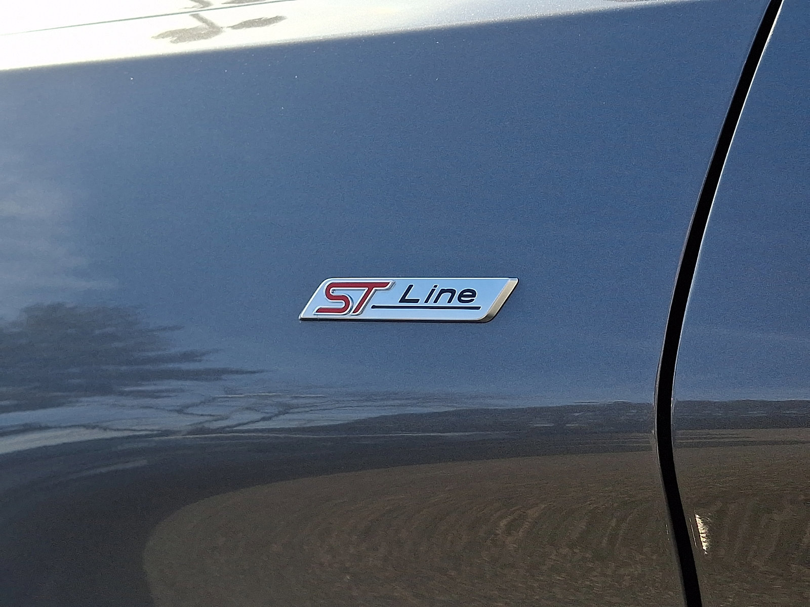 Certified 2022 Ford Explorer ST-Line image 31