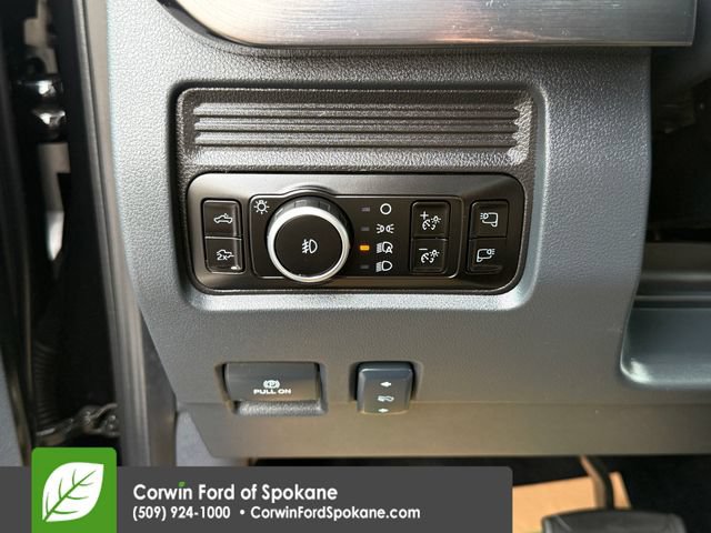 Certified 2025 Ford F350 Lariat w/ Camper Package AWD/4WD image 27