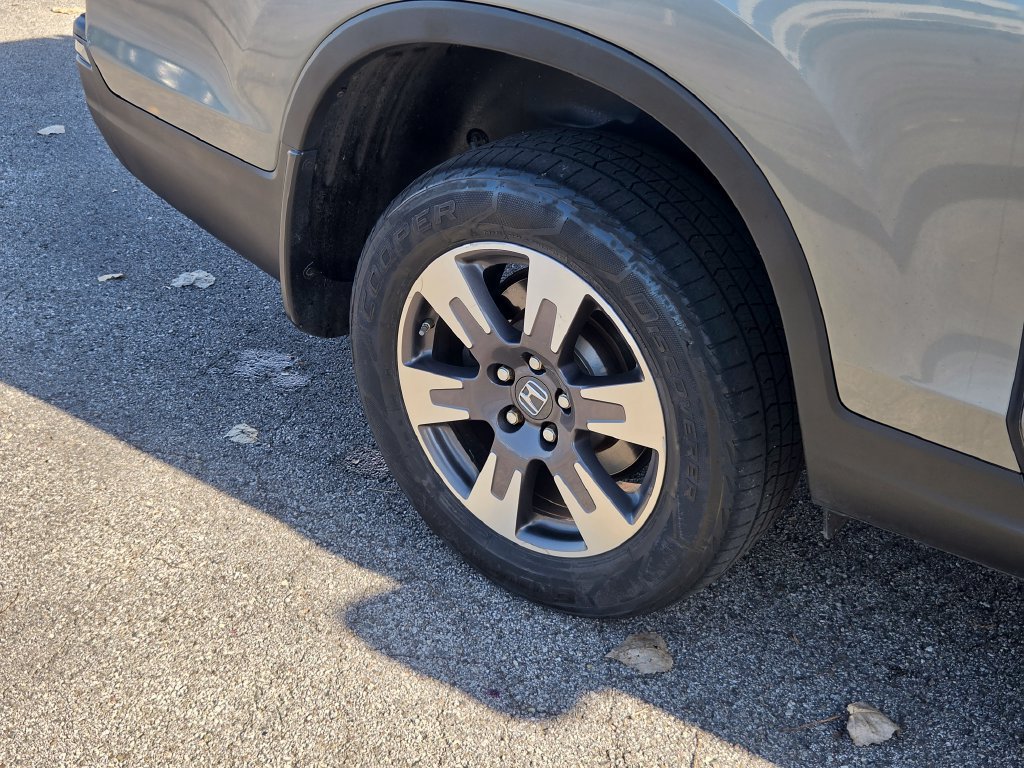Used 2017 Honda Ridgeline RTL-T image 35