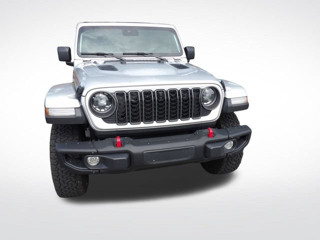 Used 2024 Jeep Wrangler Unlimited Rubicon AWD/4WD image 3