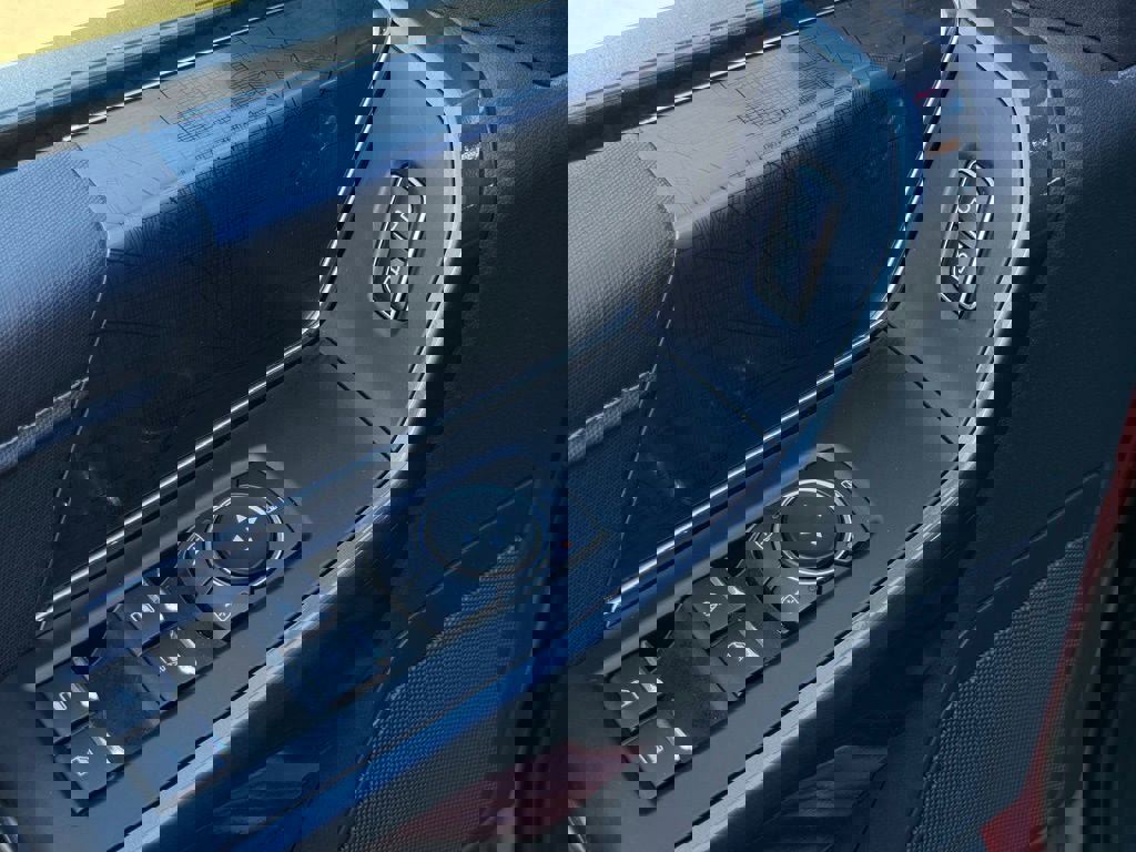 Certified 2022 Ford F150 XLT w/ Equipment Group 302A High image 16