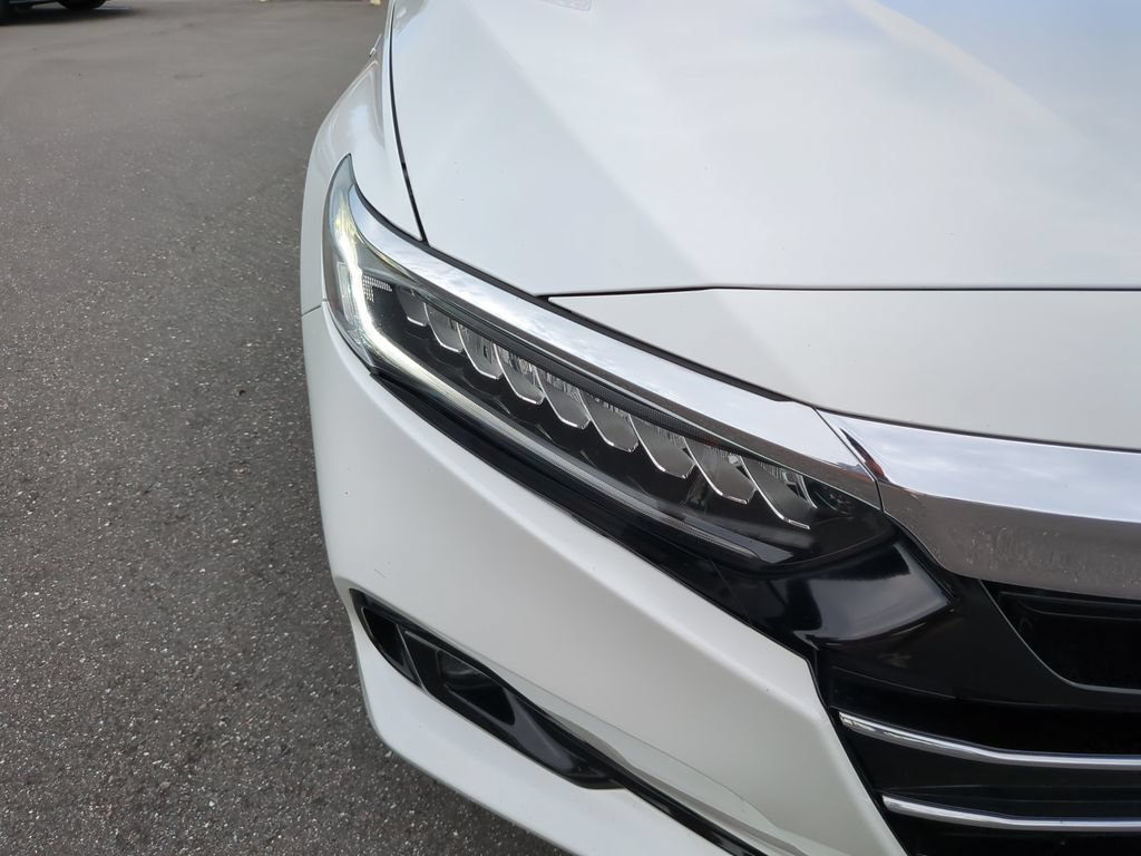 Used 2021 Honda Accord EX image 11