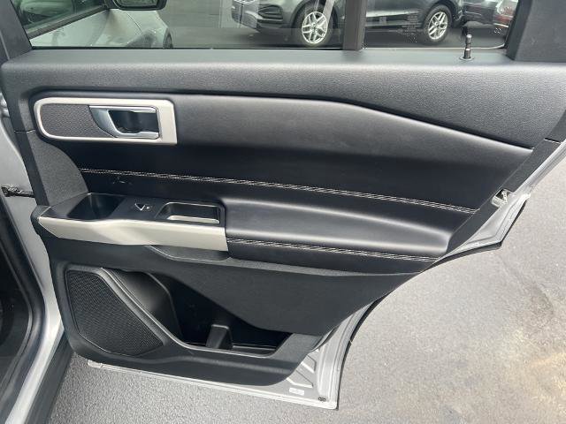 Certified 2021 Ford Explorer XLT w/ Equipment Group 202A image 18