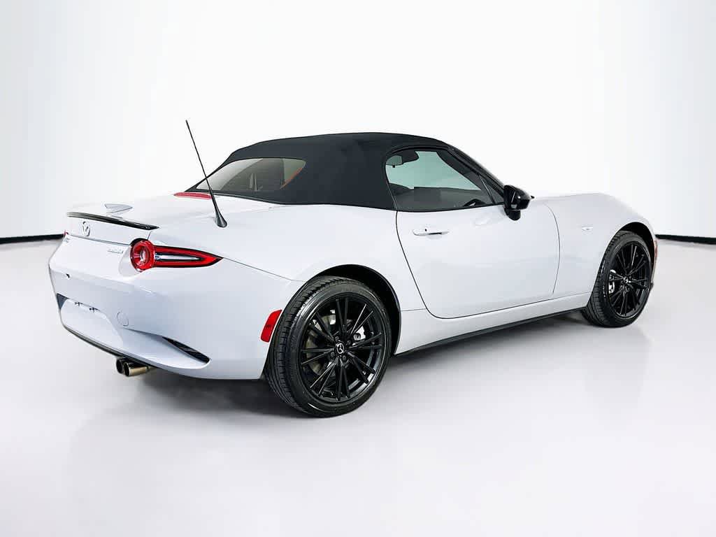 Used 2024 MAZDA MX-5 Miata Club RWD image 23