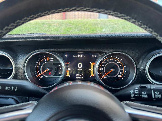 Used 2018 Jeep Wrangler Unlimited Sahara image 27