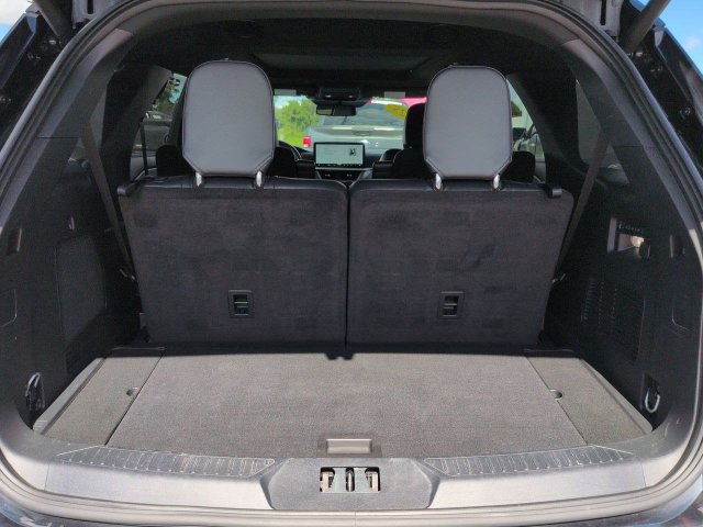 Certified 2025 Ford Explorer ST w/ Sun And Sound Package AWD/4WD image 13