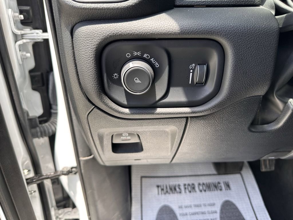 Used 2024 RAM 1500 Laramie image 11