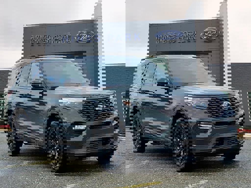 Certified 2023 Ford Explorer ST-Line w/ Class IV Trailer Tow Package image 1