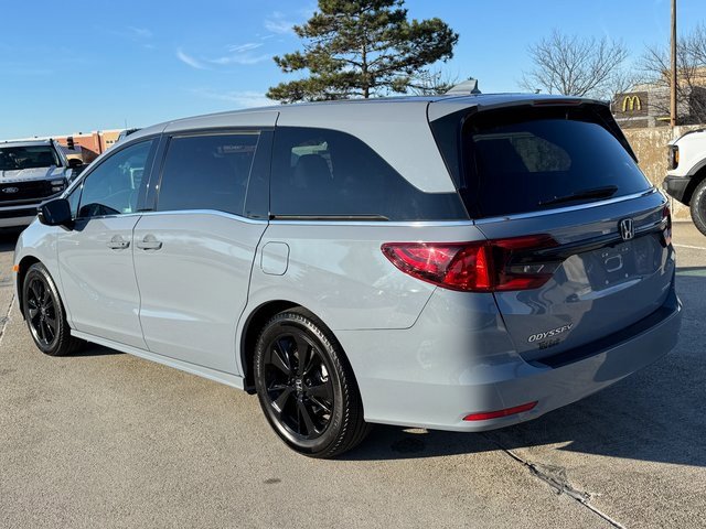 Used 2024 Honda Odyssey Sport image 10
