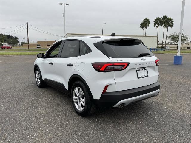 Certified 2023 Ford Escape FWD image 3