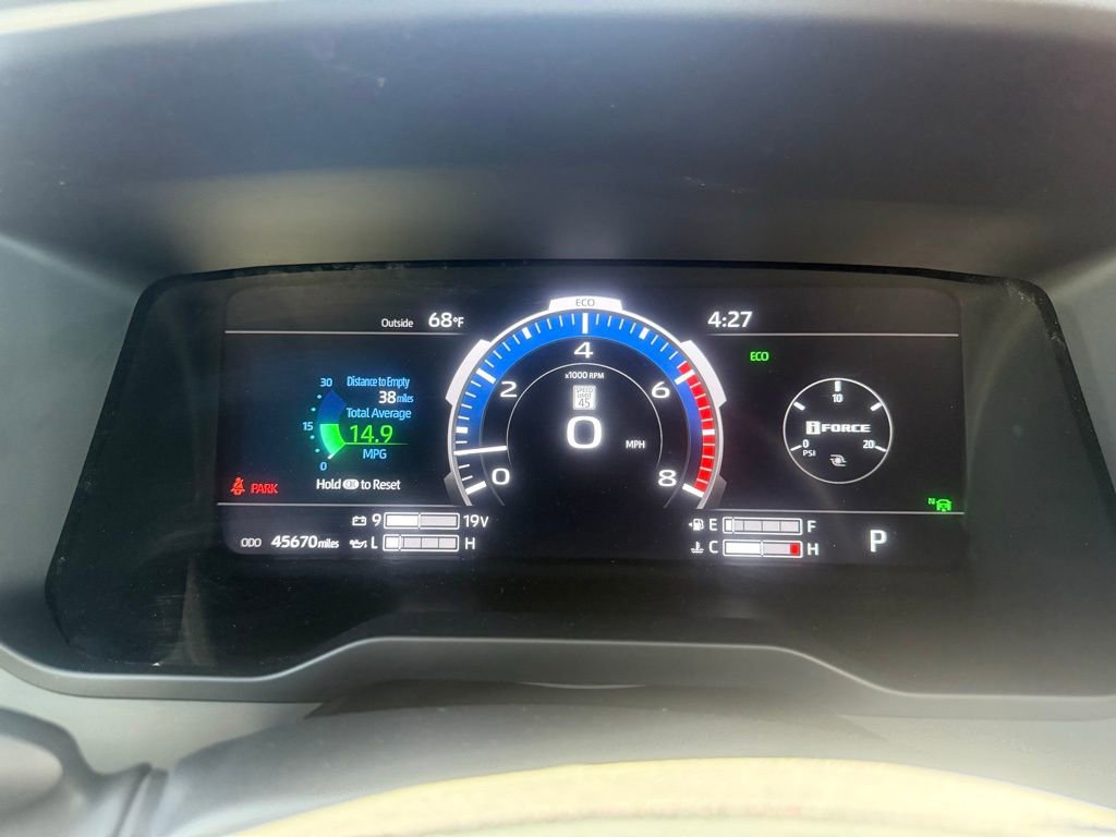 Used 2022 Toyota Tundra Platinum w/ Advanced Package image 22