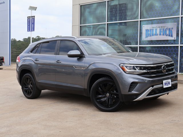 Used 2021 Volkswagen Atlas Cross Sport SE w/ Panoramic Sunroof Package image 7