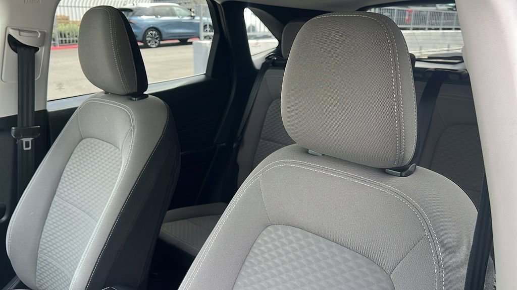 Certified 2022 Ford Escape SE w/ SE Sport Appearance Package FWD image 15
