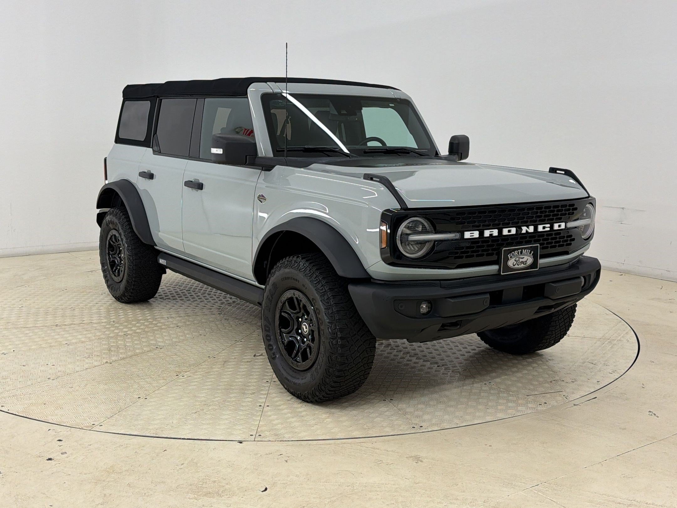 Certified 2022 Ford Bronco Wildtrak AWD/4WD image 7