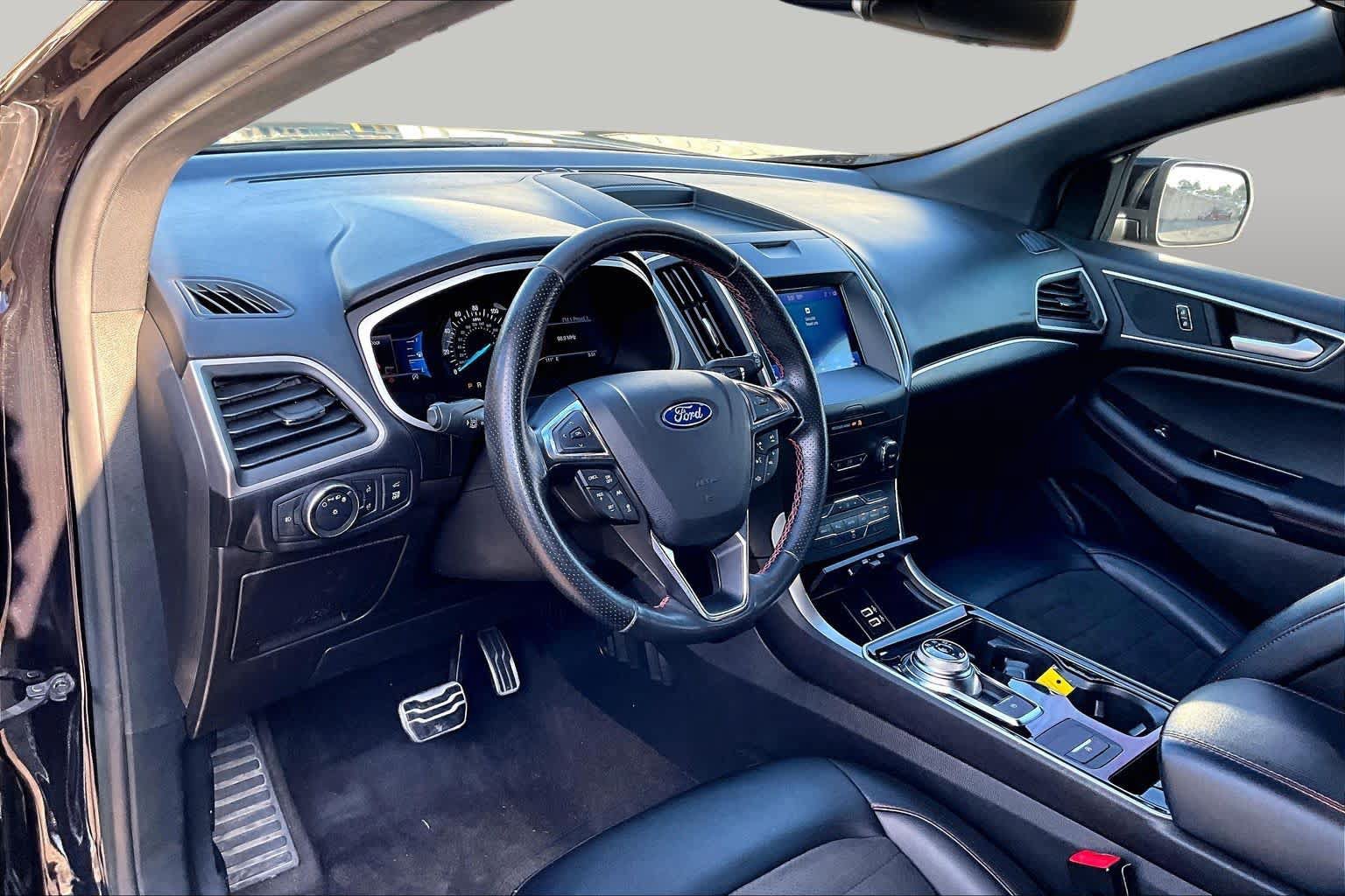 Certified 2020 Ford Edge ST-Line FWD image 18