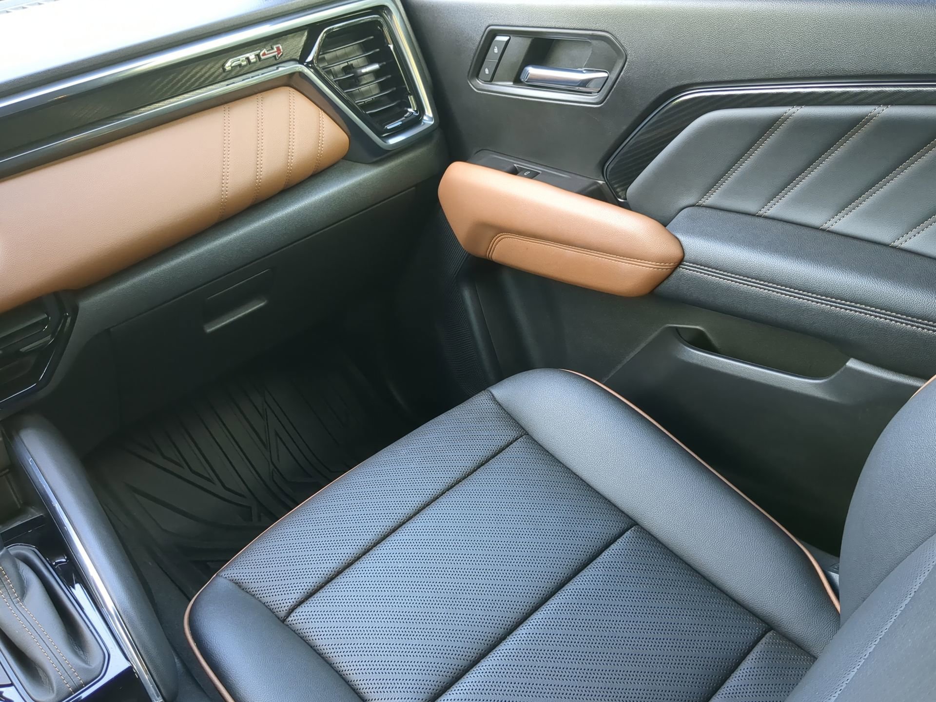 Used 2023 GMC Canyon AT4 w/ AT4 Premium Package AWD/4WD image 53