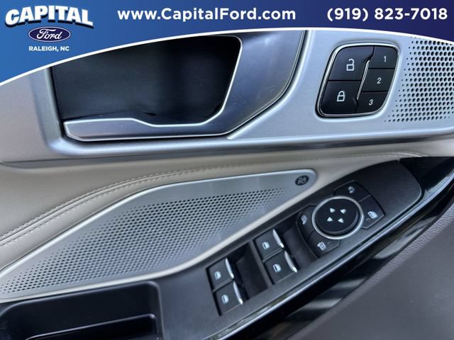 Certified 2024 Ford Explorer Platinum w/ Technology Package AWD/4WD image 21