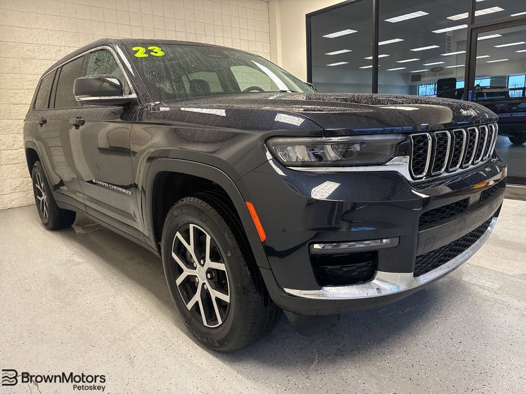 Used 2023 Jeep Grand Cherokee L Limited image 1