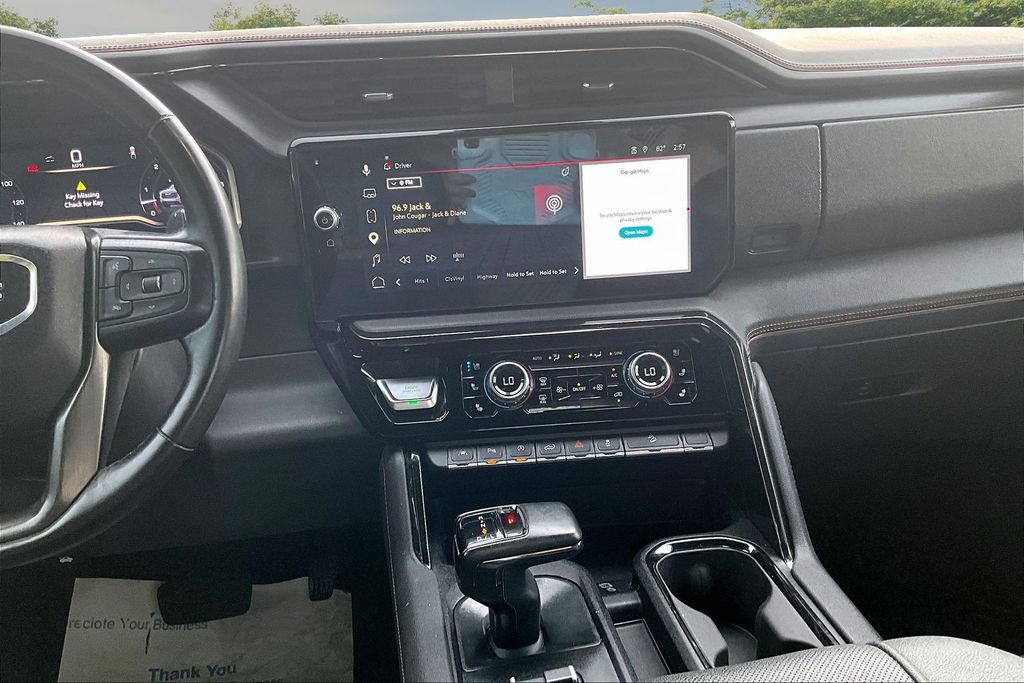 Used 2024 GMC Sierra 1500 AT4 w/ Technology Package AWD/4WD image 6