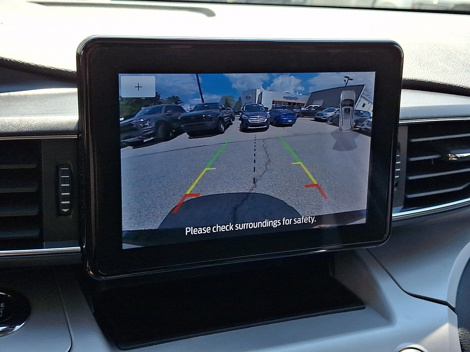 Certified 2024 Ford Explorer XLT w/ Equipment Group 202A image 22