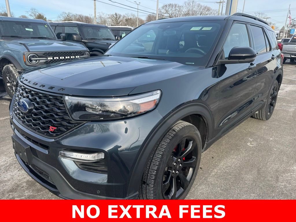 Certified 2022 Ford Explorer ST w/ Equipment Group 401A image 3