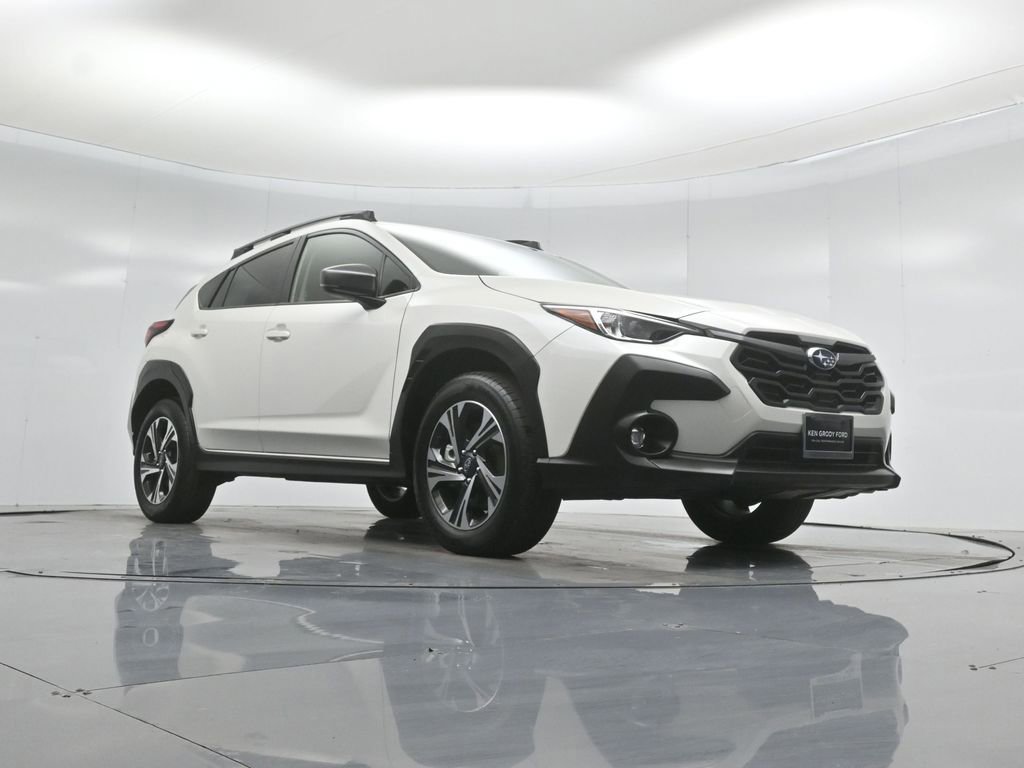 Used 2025 Subaru Crosstrek 2.0i Premium w/ Crosstrek Mirror Package AWD/4WD image 7