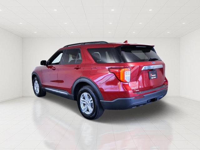 Certified 2020 Ford Explorer XLT w/ Comfort Package AWD/4WD image 4