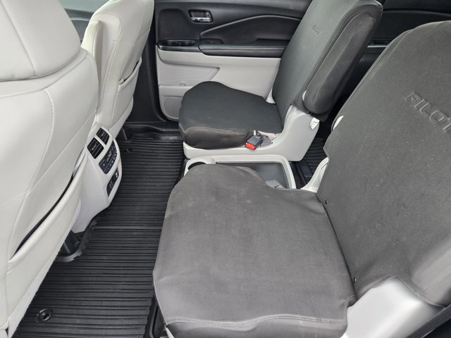 Used 2021 Honda Pilot Touring image 28