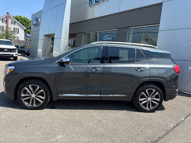 Used 2019 GMC Terrain Denali w/ Comfort Package AWD/4WD image 9