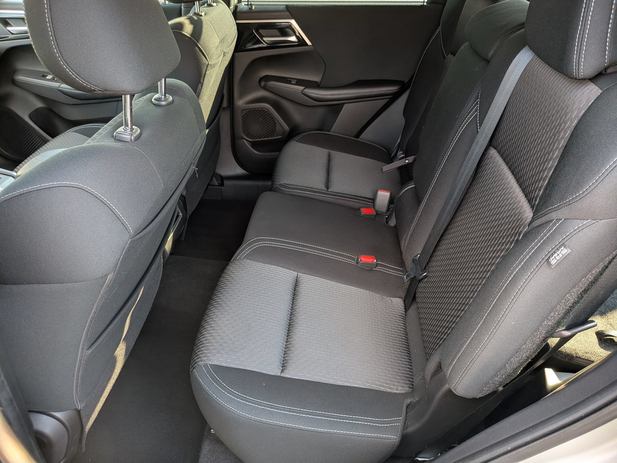 Used 2022 Mitsubishi Outlander ES AWD/4WD image 29