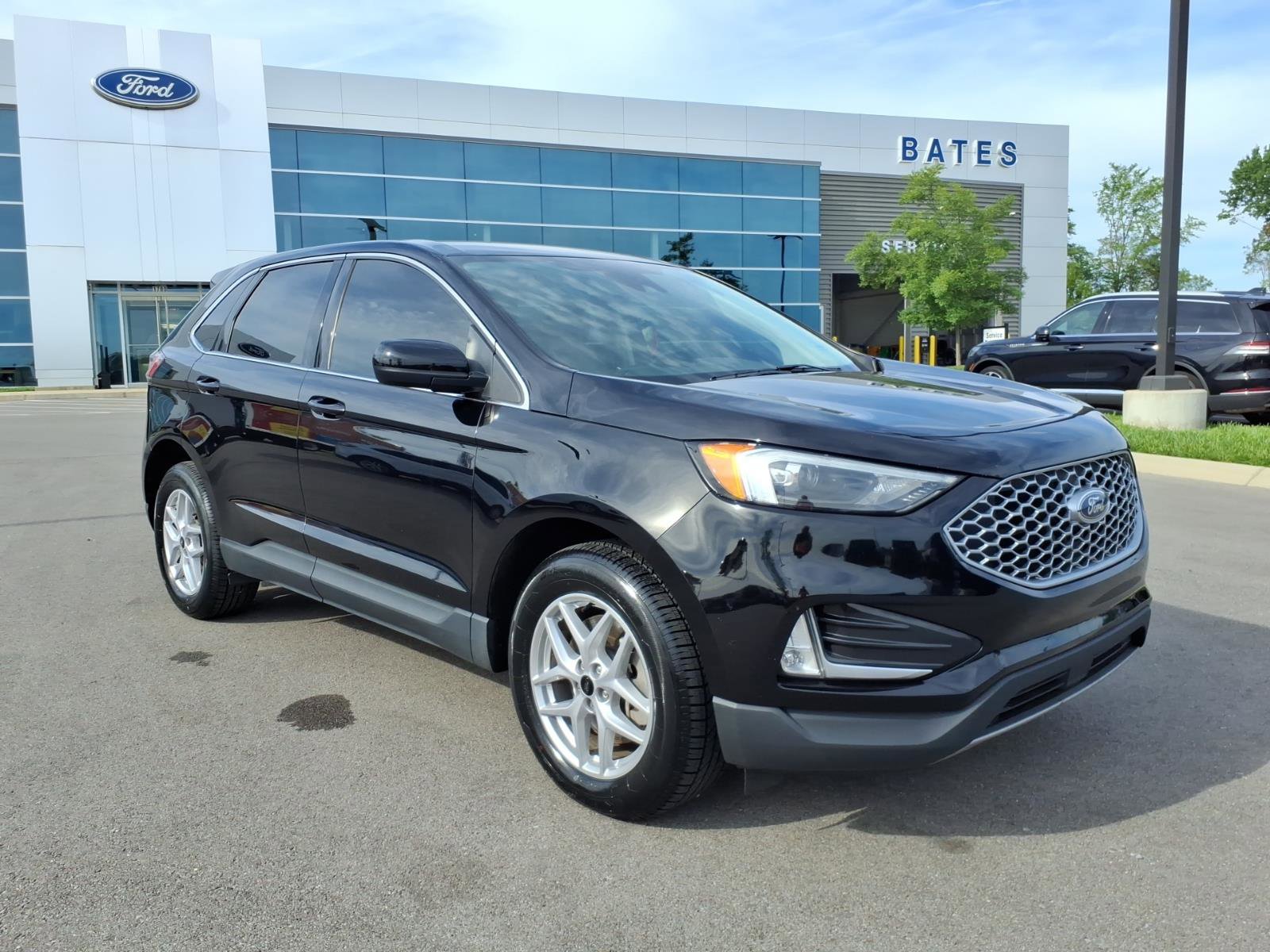 Certified 2024 Ford Edge SEL w/ Convenience Package AWD/4WD image 1