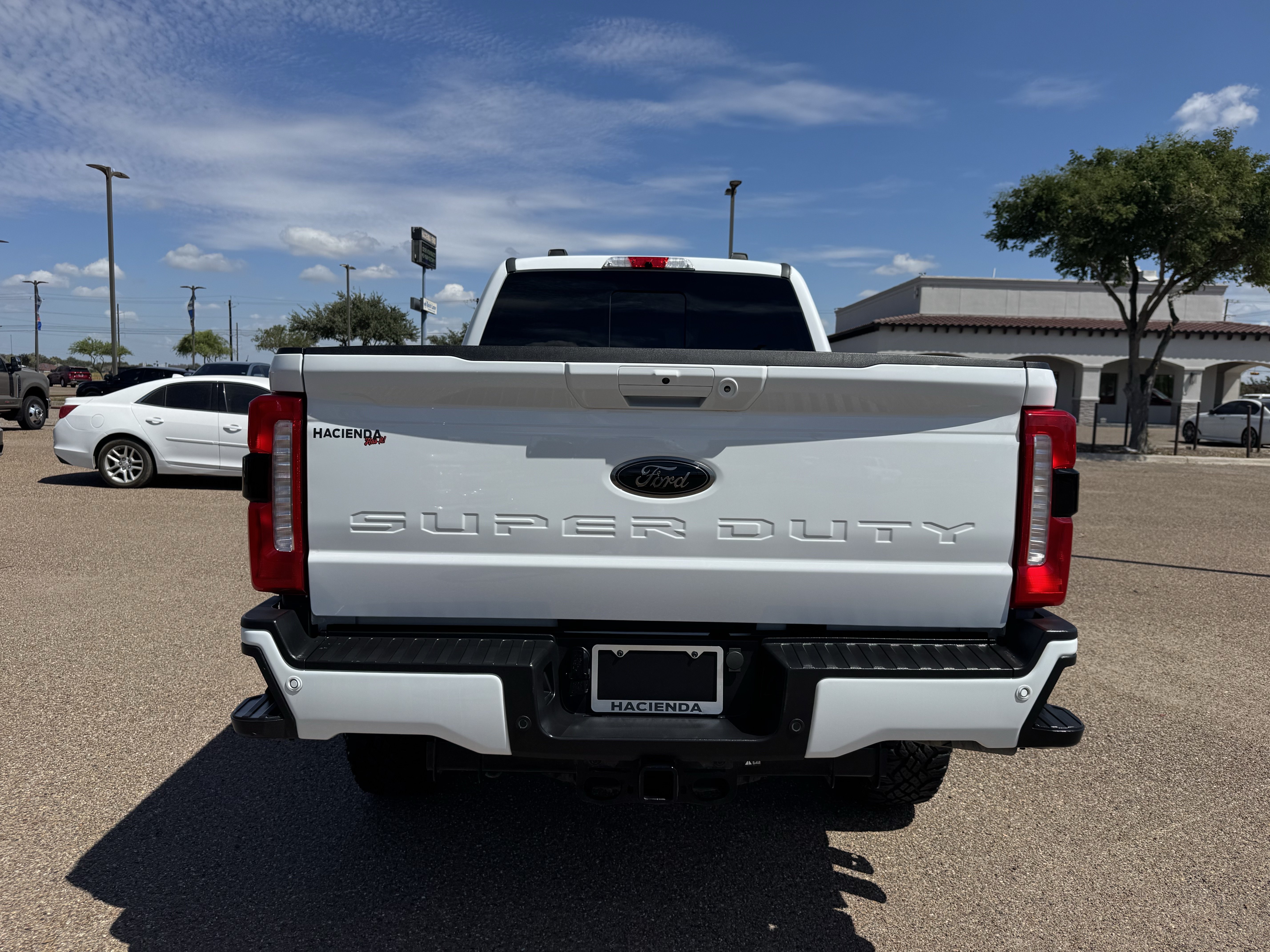 Certified 2024 Ford F250 Lariat w/ Lariat Ultimate Package AWD/4WD image 3