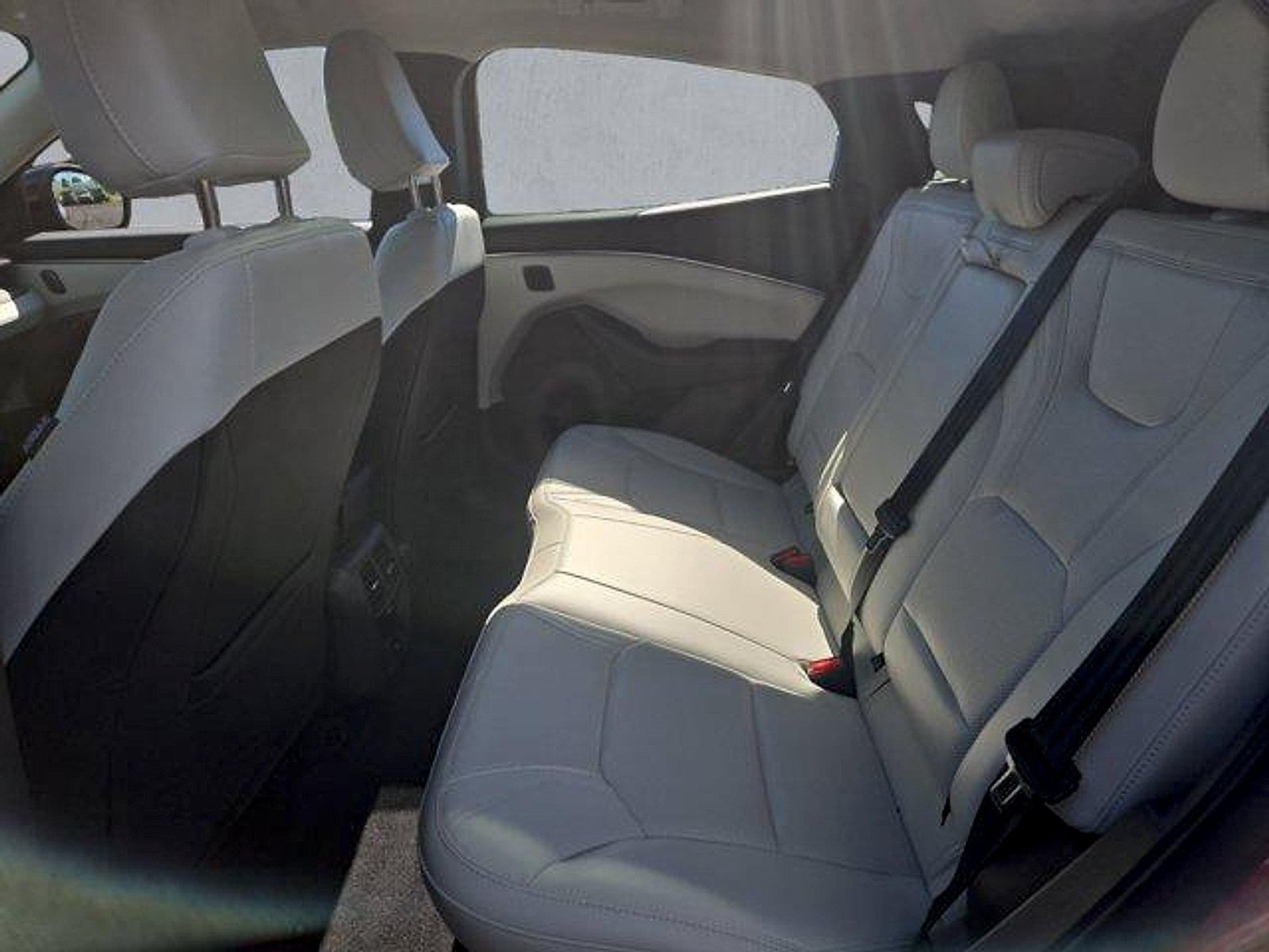 Certified 2025 Ford Mustang Mach-E Premium RWD image 23