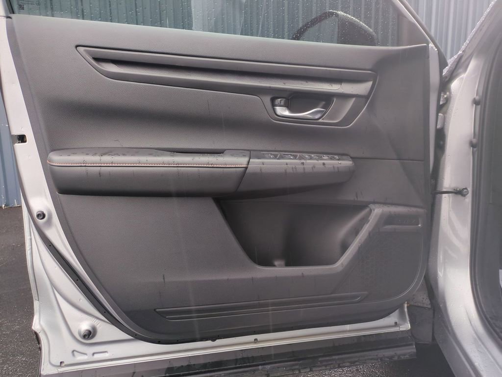 Used 2025 Honda CR-V Sport image 12