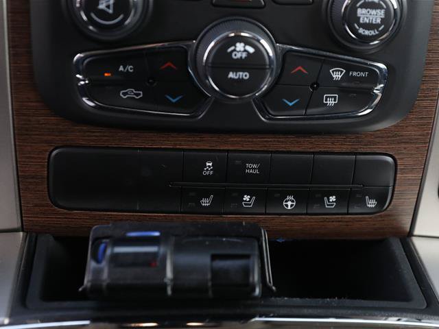 Used 2018 RAM 1500 Laramie AWD/4WD image 38
