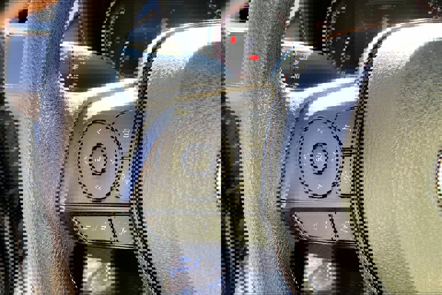 Used 2024 Toyota RAV4 XLE image 22