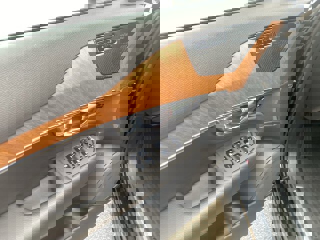 Used 2022 Volvo XC90 T8 Inscription Expression w/ Advanced Package image 11