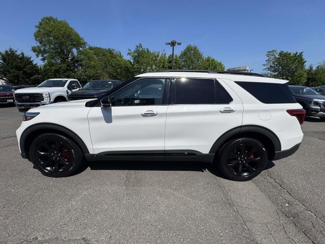 Certified 2022 Ford Explorer ST w/ Equipment Group 401A AWD/4WD image 9