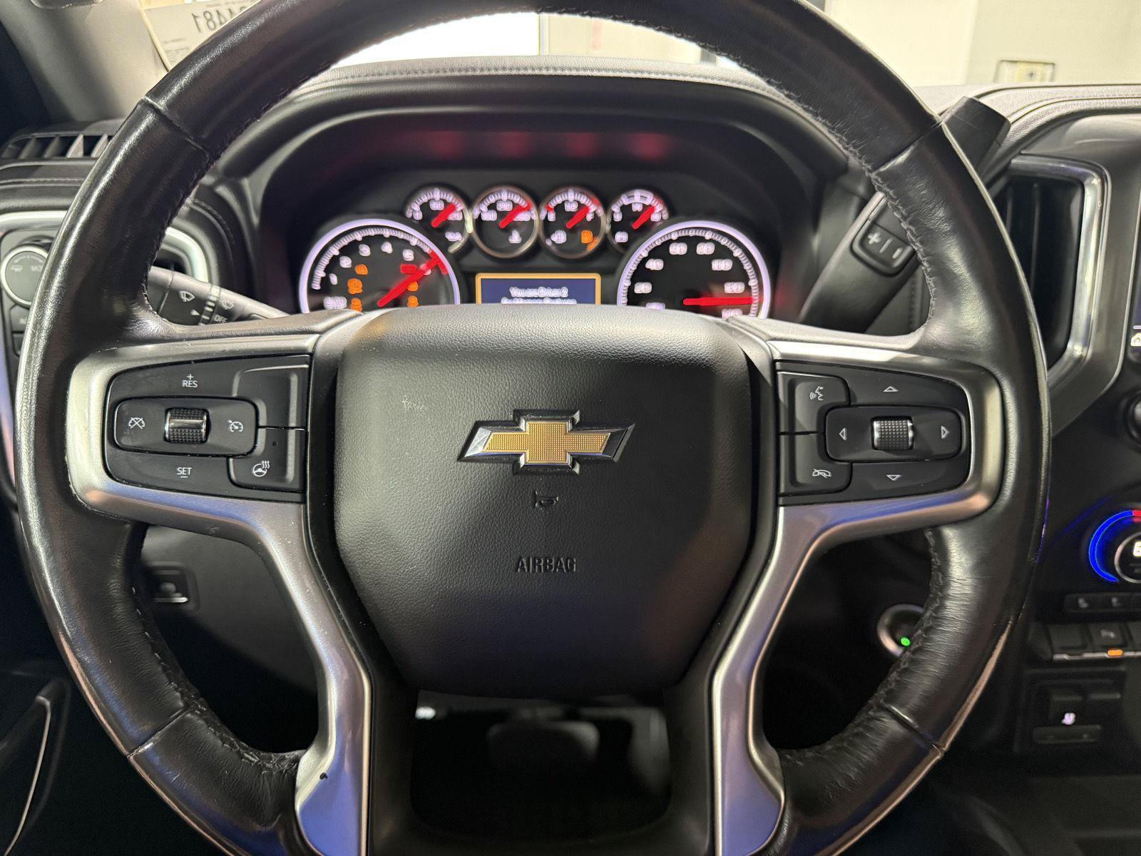Used 2020 Chevrolet Silverado 1500 LTZ w/ LTZ Plus Package AWD/4WD image 10